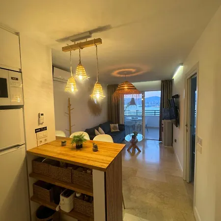 Blue Marin Apartment
